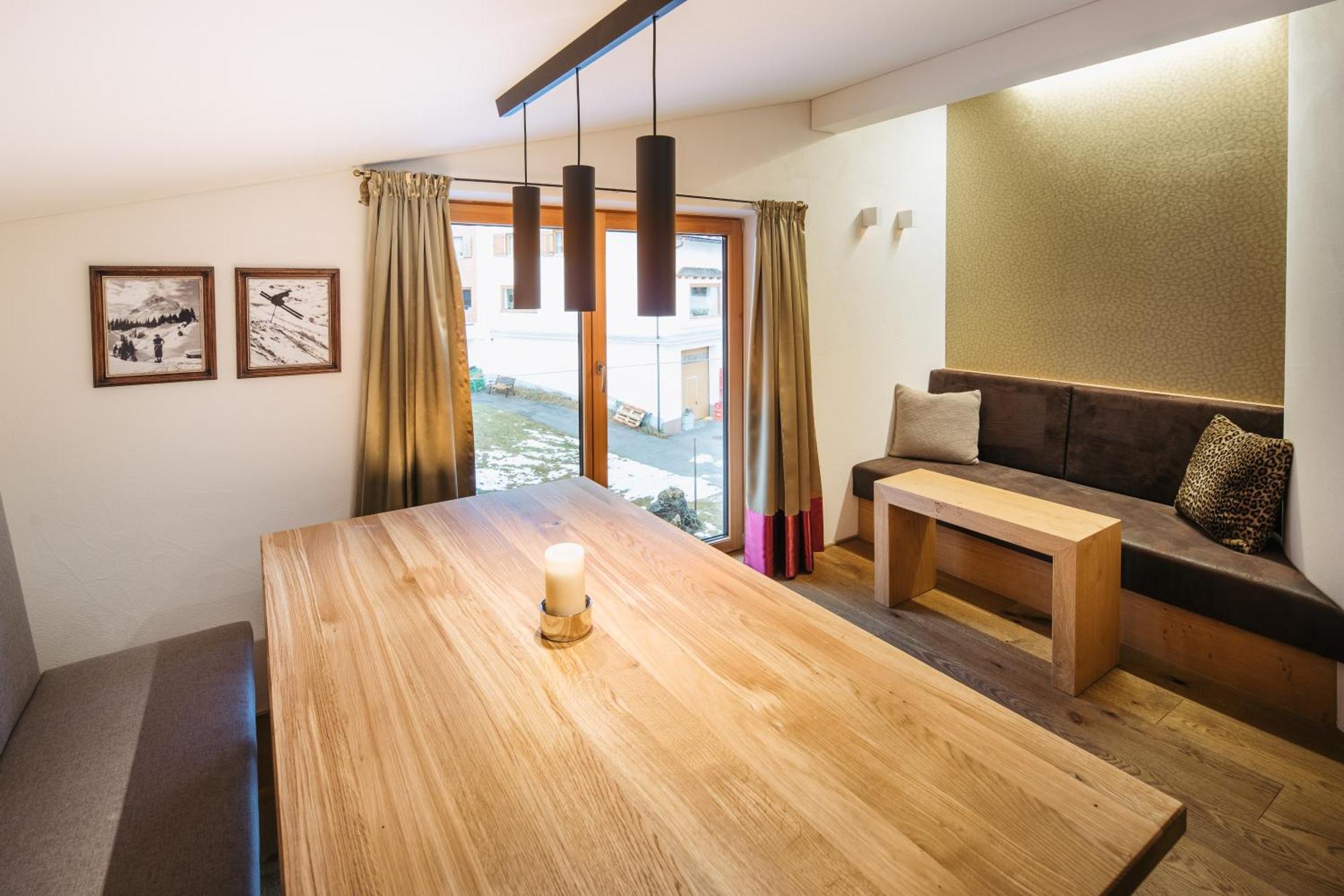 Fernsicht Alpen-Apartments Lech am Arlberg Room photo