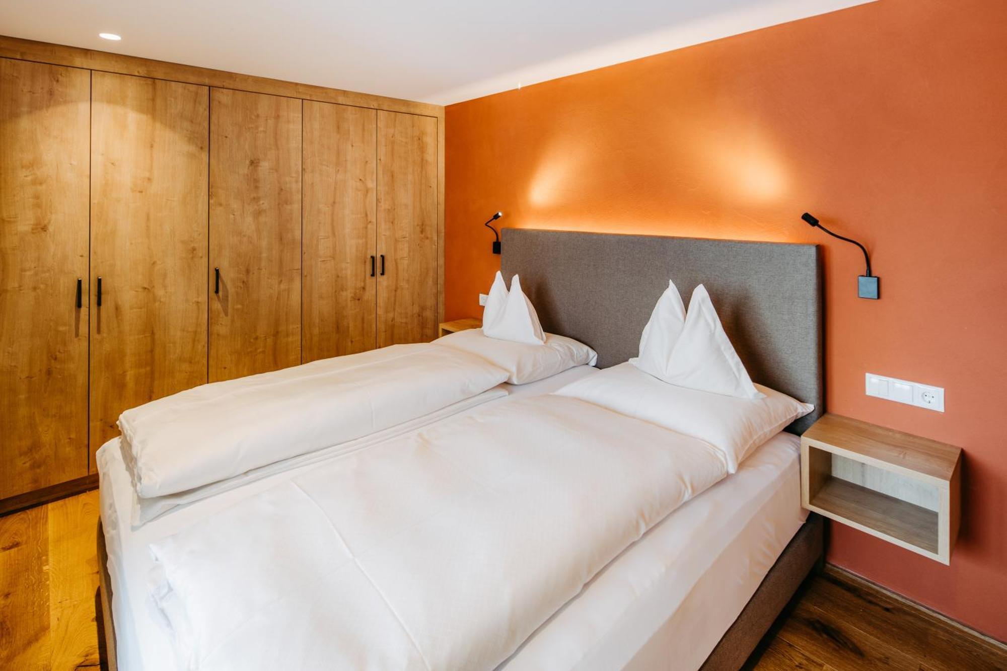 Fernsicht Alpen-Apartments Lech am Arlberg Room photo